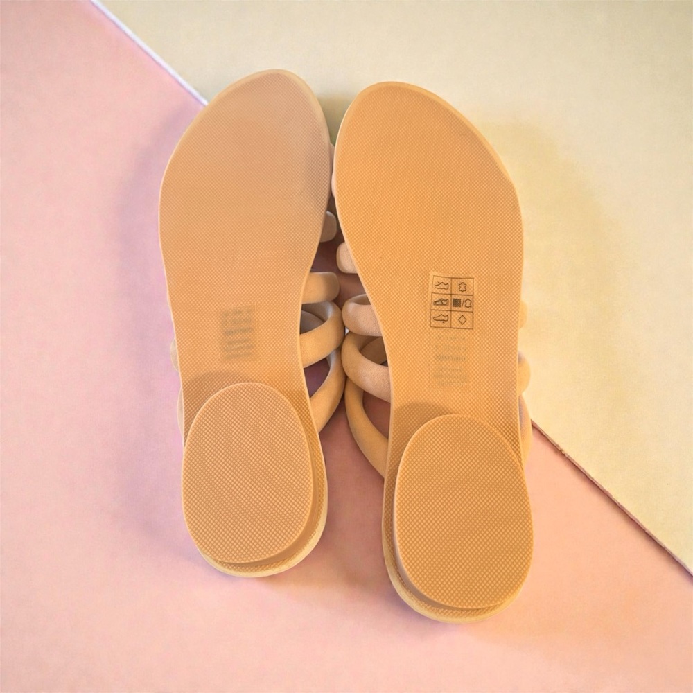 Kelsi Dagger Women's Blush Strappy Sandals - Picture 3 of 3
